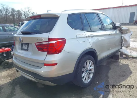 2016 BMW X3 xDrive28I z USA, uszkodzony, nr VIN 5UXWX9C51G0D72704